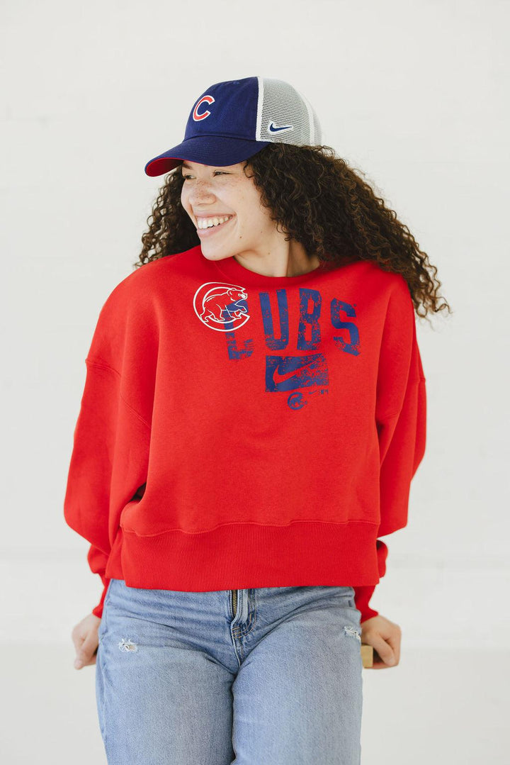 CHICAGO CUBS NIKE WOMEN'S WALKING BEAR RED CREWNECK SWEATSHIRT