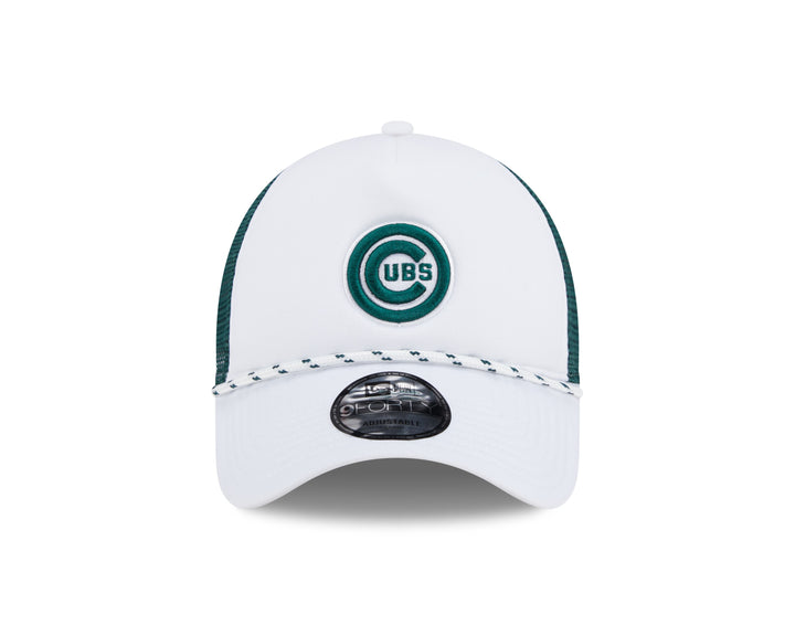 CHICAGO CUBS NEW ERA BULLSEYE WHITE AND GREEN ROPE 9FORTY TRUCKER CAP