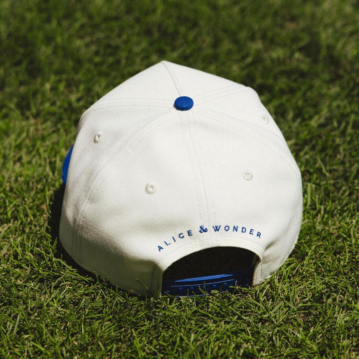Chicago Cubs x Alice &amp; Wonder Cubbies Two-Tone 940 Cap — Ivory
