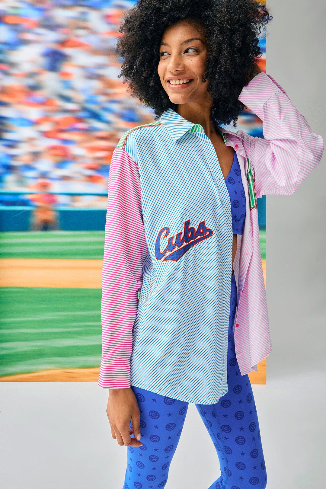 CHICAGO CUBS TEREZ WOMEN'S MULTICOLOR BUTTON DOWN